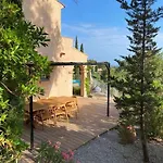 Les Santons Vue Panoramique Golfe De Saint Tropez 4 Etoiles Villa *