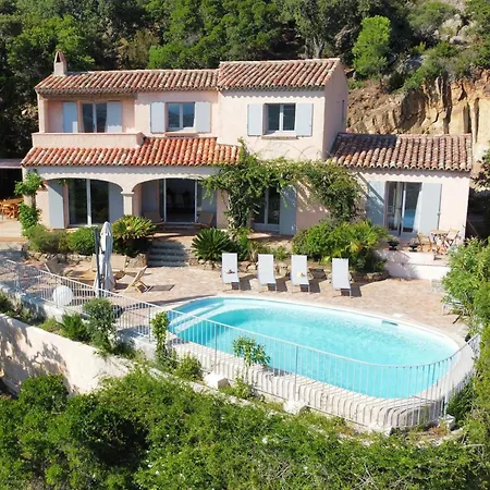 Villa Les Santons Vue Panoramique Golfe De Saint Tropez 4 Etoiles *