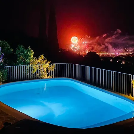 Les Santons Vue Panoramique Golfe De Saint Tropez 4 Etoiles Villa *