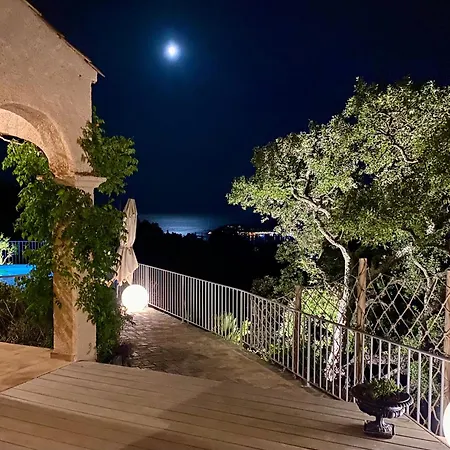 Les Santons Vue Panoramique Golfe De Saint Tropez 4 Etoiles Кавалер-сюр-Мер