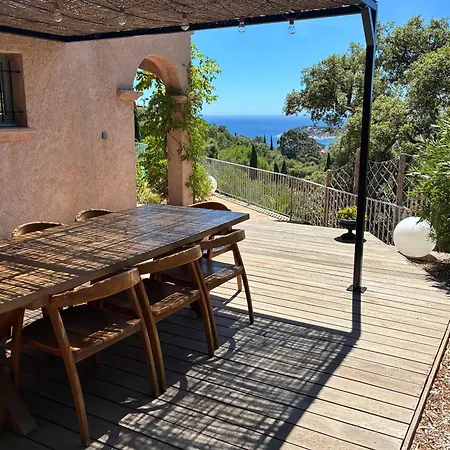 Les Santons Vue Panoramique Golfe De Saint Tropez 4 Etoiles Villa